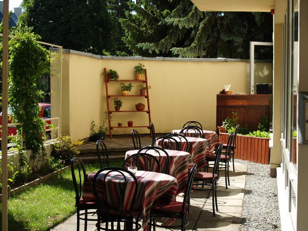 Hotel Vesiroos パルヌ エクステリア 写真